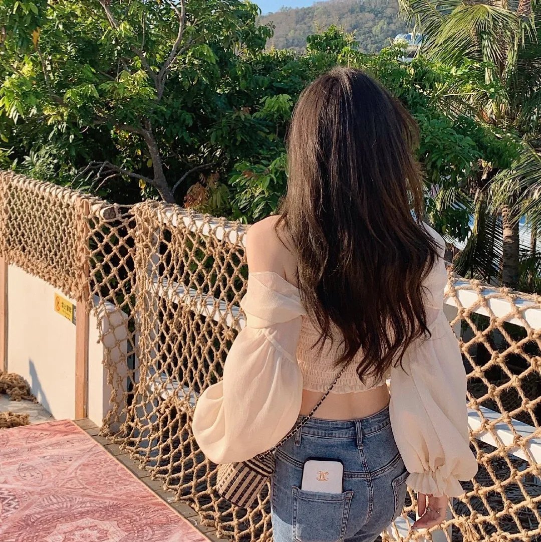 喜欢的人忘记戴眼镜了